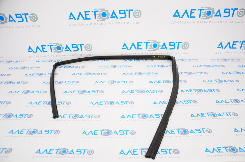 Rear left windshield seal for Toyota Camry v50 12-14 USA