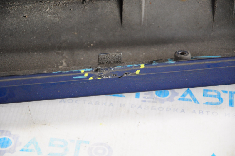 Right threshold Toyota Prius 30 10-15 blue, scratches, tear of fastener, without plugs