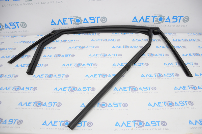 Upper rear right door molding Ford Escape MK4 20-23 matte, with glass seal