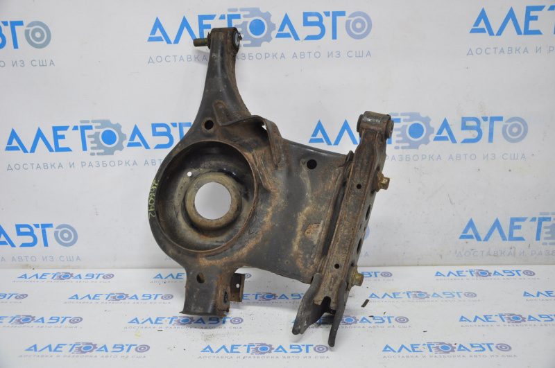 Lower control arm under the spring rear right Nissan Altima 13-17 with cross arm, rusty, silent block for replacement