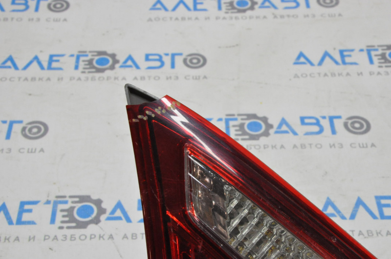 Light inside trunk lid right Toyota Camry v55 15-17 usa broken glass corner