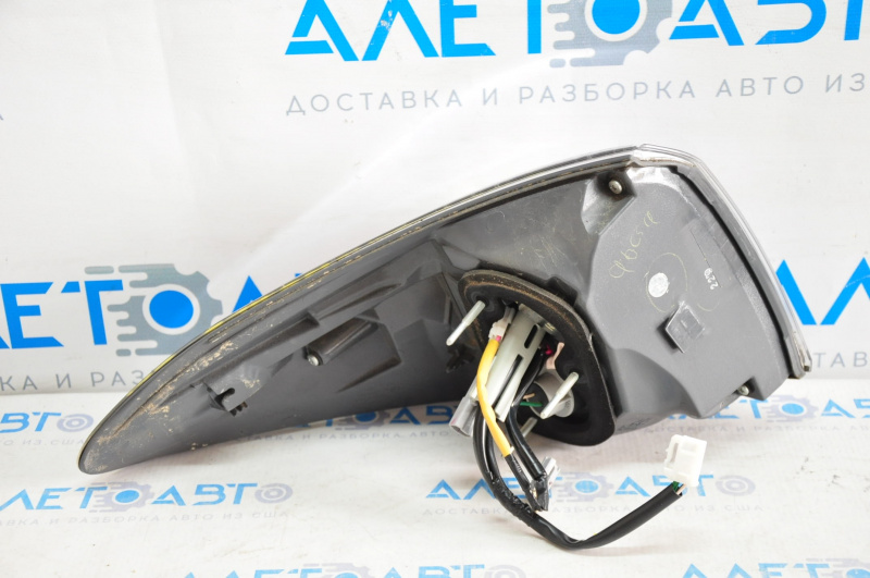 Outer wing lamp right Lexus RX450h 10-12 pre-rest, crack on glass