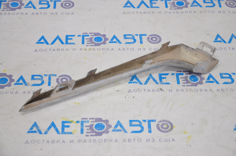 Lower left bumper molding Chevrolet Malibu 16-18 pre-restoration for DRL