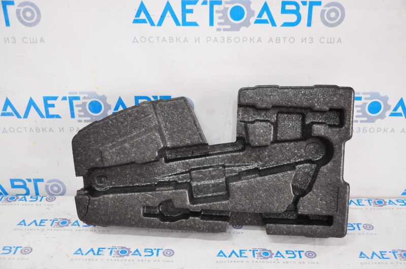 Foam plastic for Hyundai Santa FE Sport 13-18 tool, broken corner