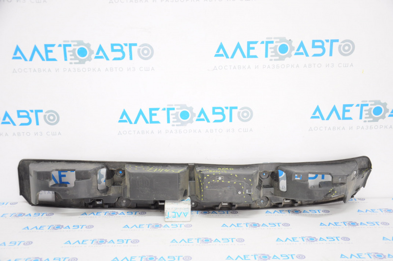 Jeep Renegade 15-23 rear bumper absorber cracked, dented
