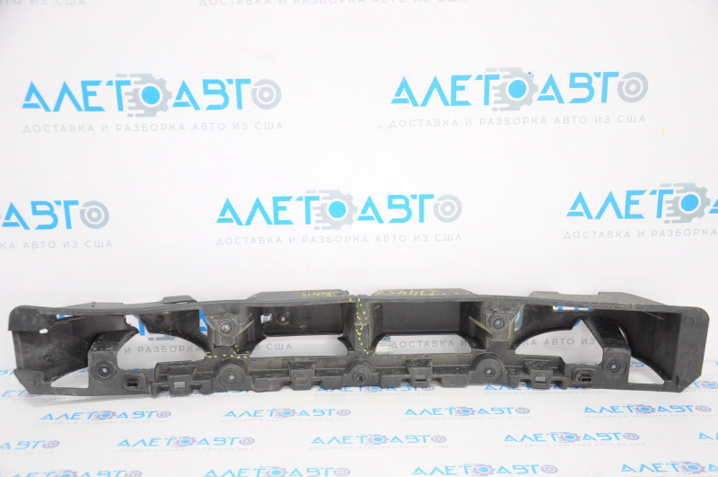 Jeep Renegade 15-23 rear bumper absorber cracked, dented