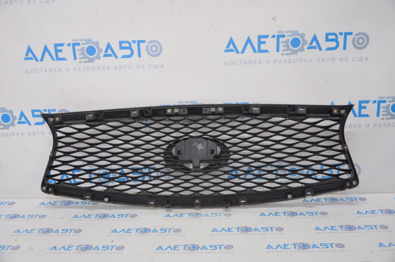 Radiator grill grill Infiniti Q50 14-17 with badge, pokes on chrome