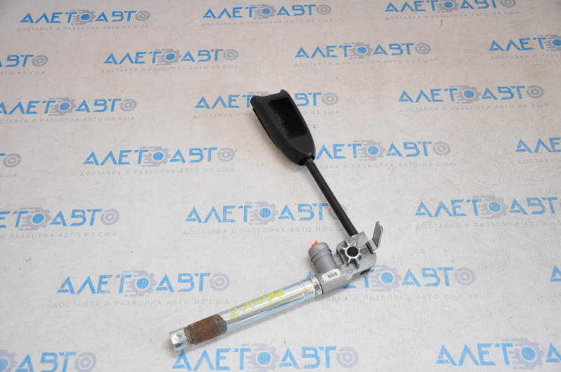 Kia Sorento 10-15 passenger seat belt tensioner chip broken
