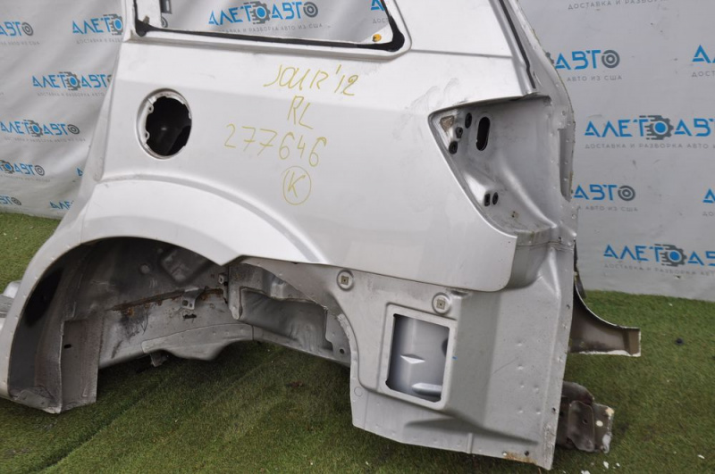Quarter wing rear left Dodge Journey 11-20 silver, poke