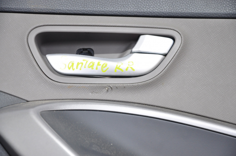 Door trim card rear right Hyundai Santa FE Sport 13-16 black with gray insert scratch