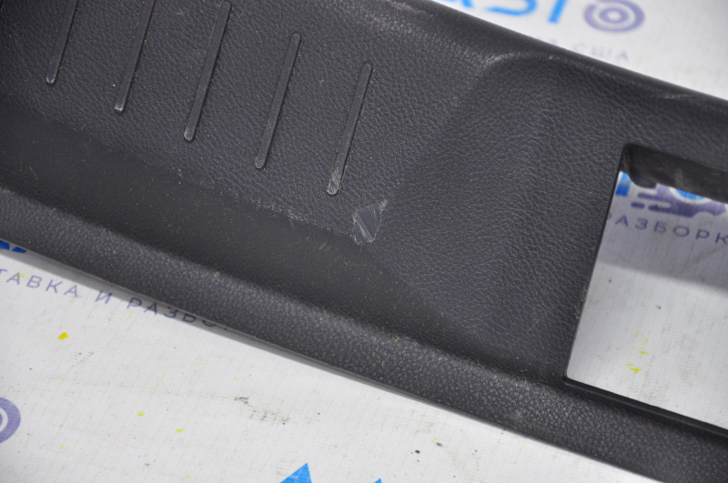 Lincoln MKC 15-19 Trunk Door Opening Trim Black, Scratches, Without Cap