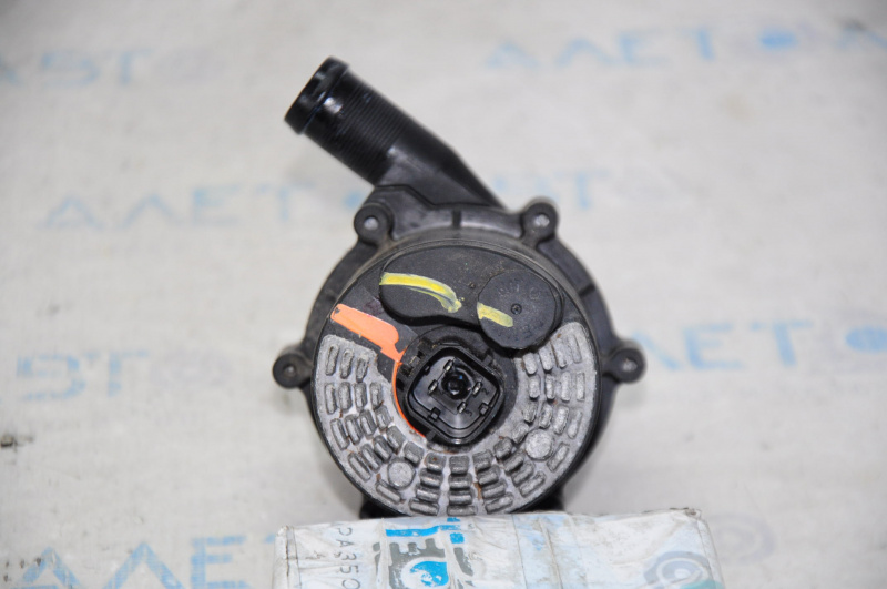 Nissan Pathfinder 13-15 hybrid inverter pump