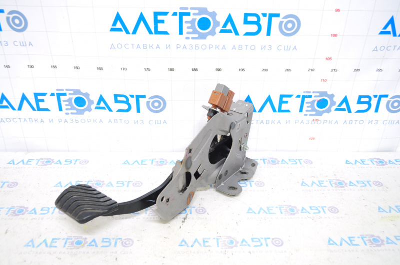Brake Pedal Nissan Rogue Sport 17-19