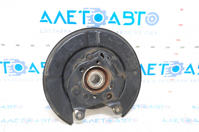 Rear left hub Nissan Rogue Sport 17-22 FWD with cover