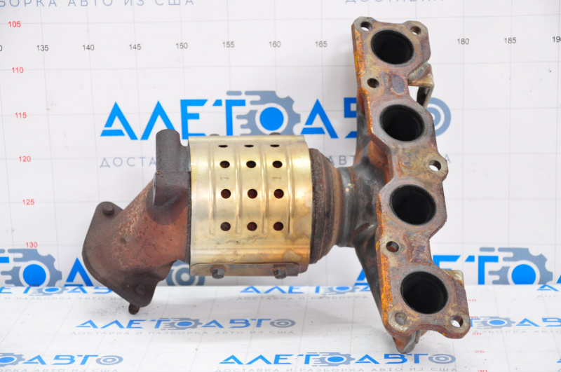 Exhaust manifold with catalytic converter Hyundai Santa FE Sport 13-16 prerest 2.4