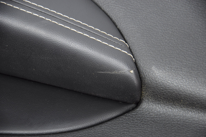 Door trim card rear right Jeep Grand Cherokee WK2 14-17 black with black insert leather, armrest leather, white stitching, molding with chrome, under matt black wood, scratches