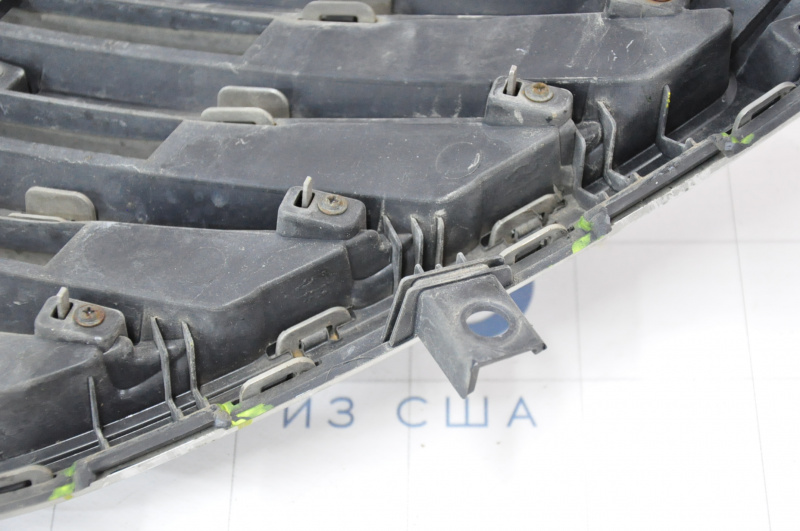 Radiator grill grill Hyundai Sonata 15-17 SE broken fastener, crack
