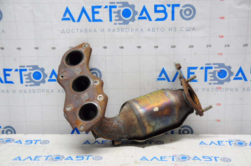 Front exhaust manifold with catalytic converter Toyota Highlander 14-16 3.5