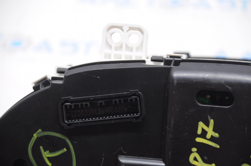 Instrument cluster Hyundai Elantra AD 17-18 2.0 78k scratches