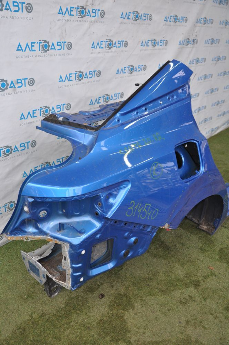 Quarter wing rear right Nissan Sentra 20-24 blue, dented