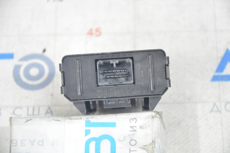 Dash Heated Steering Wheel HSW Control Unit Honda Civic X FC 16-19