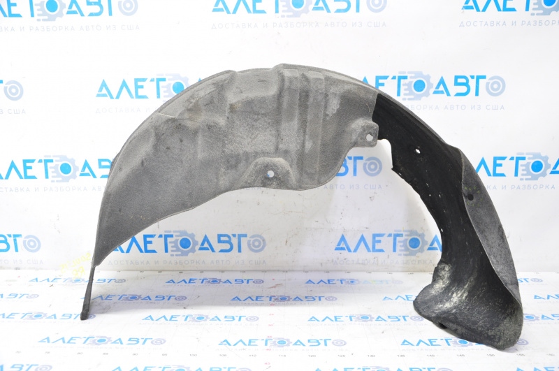 Rear right fender liner Kia Soul 14-16 pre-restoration, tear in fastener
