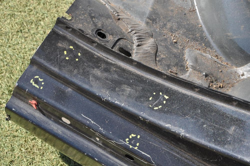 Quarter wing rear left Chevrolet Malibu 13-15 graphite, small bumps, dented threshold