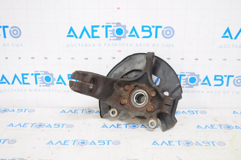 Trunnion with hub front right Nissan Rogue 14-20 with casing
