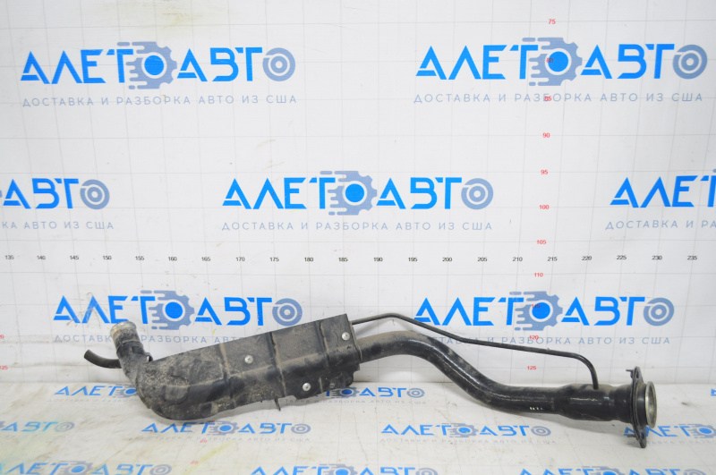 Suzuki Kizashi 10-15 Fuel Tank Filler Neck