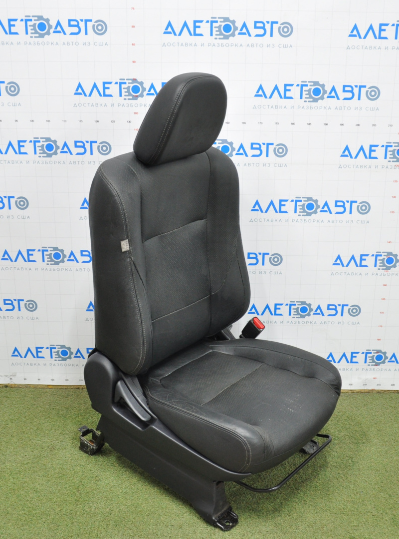 Passenger seat Mitsubishi Outlander 14-18 prerest with airbag, mechanic, leather black
