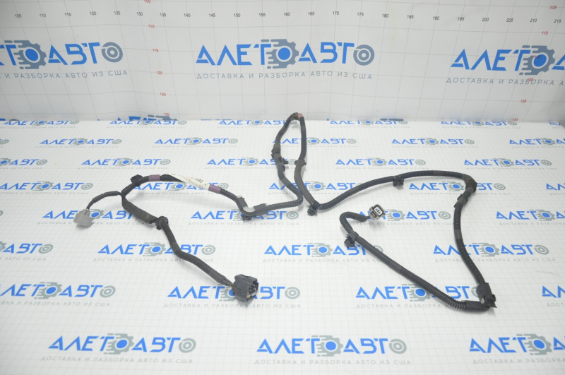 Wiring front bumper Toyota Prius V 12-14 prerest, without parking sensors, without fog lights