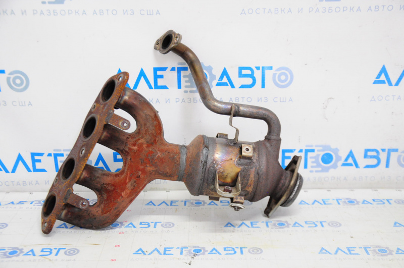 Exhaust manifold with catalytic converter Toyota Prius 50 16-21