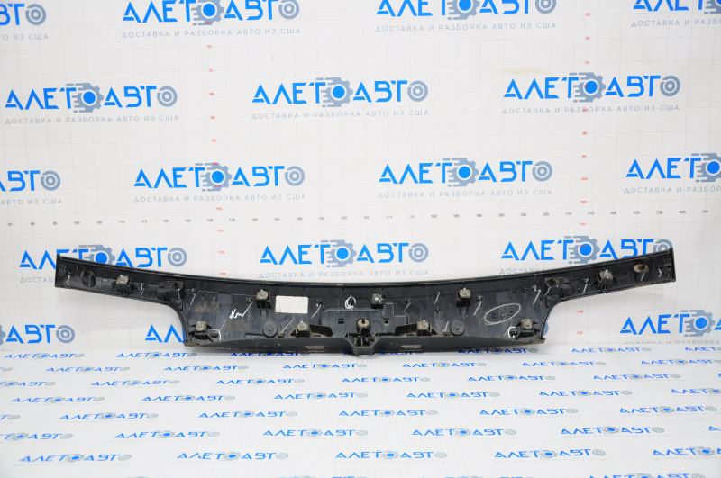 Jeep Grand Cherokee WK2 14-22 trunk door molding for camera, without emblem