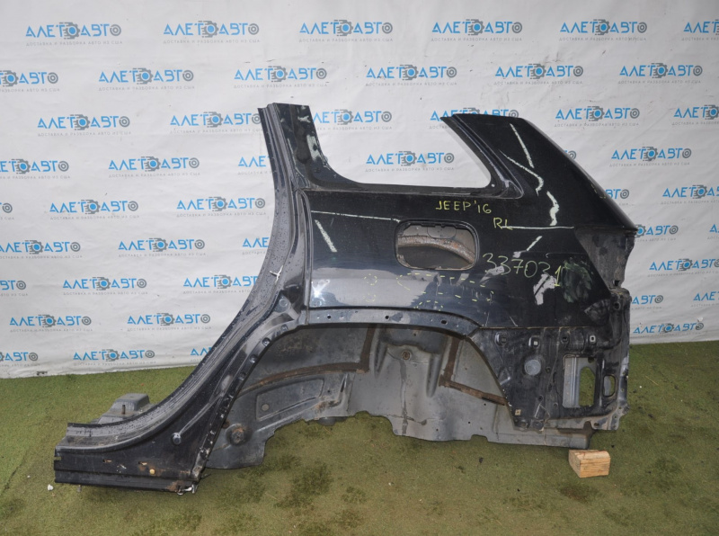 Quarter wing rear left Jeep Grand Cherokee WK2 11-21 graphite, bumps, dents