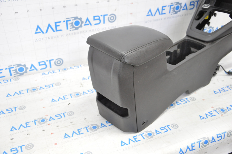 Central console armrest and cup holders Ford Focus mk3 15-18 rest, black, scratches