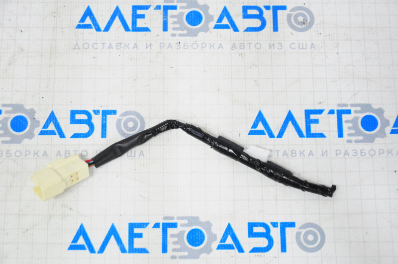 Chip for wiring of the light of the outer wing of Subaru Outback 15-19