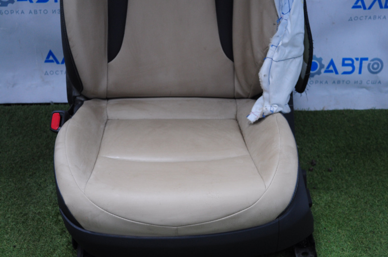 Driver's seat Toyota Prius 50 16-18 without airbag, electric, leather beige with black, shot