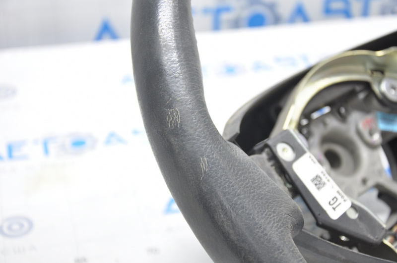 Naked steering wheel Nissan Leaf 13-17 leather black with heating scratches