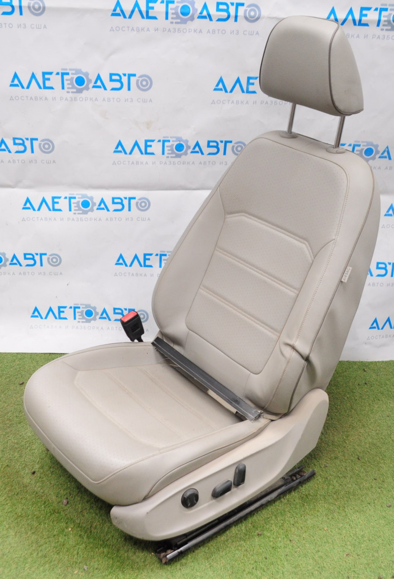 Driver's seat VW Passat b8 16-19 USA without airbag, electric, leather gray