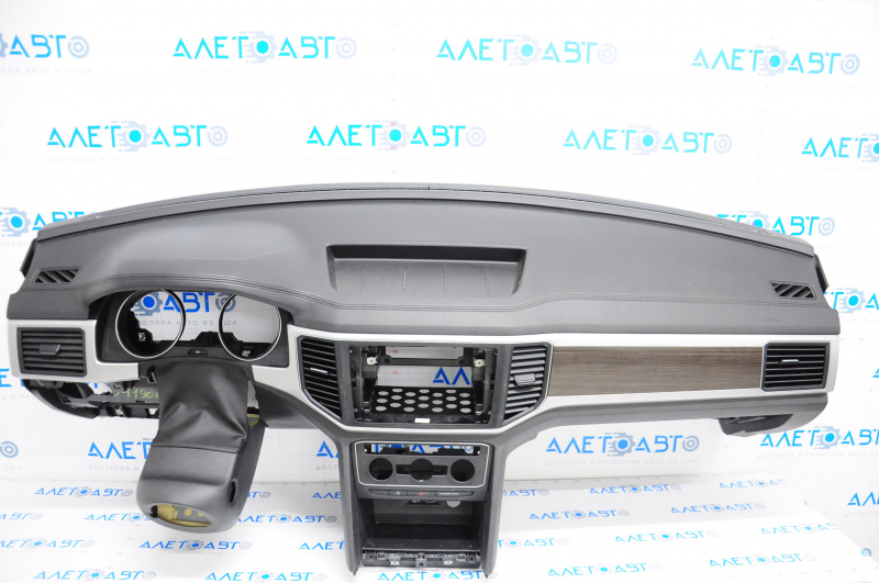 Torpedo front panel with AIRBAG VW Atlas 18-19 black, scratches