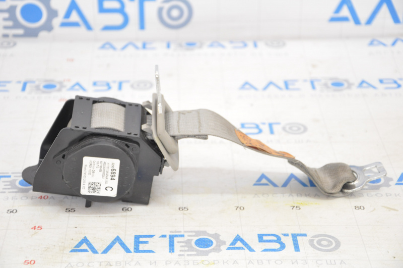 Cadillac ATS 13 rear center seat belt - gray