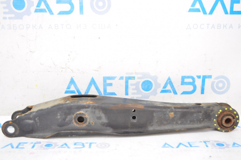 Lower rear right arm Lexus GS300 GS350 GS430 GS450h 06-11 silent block for replacement