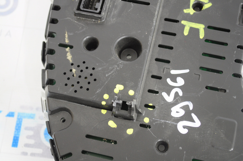 Instrument cluster main Nissan Leaf 11-14 broken fastener, scratches