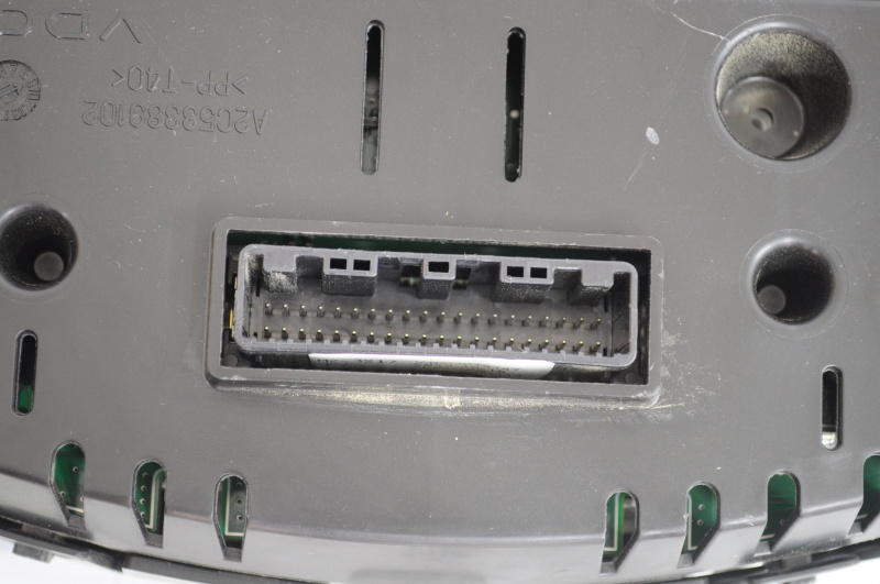Instrument cluster main Nissan Leaf 11-14 broken fastener, scratches