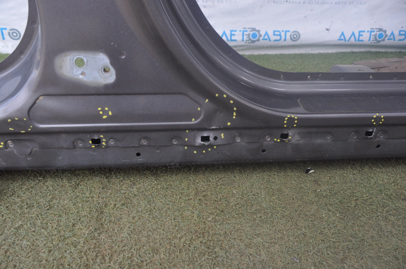 Front right quarter with central pillar Ford Fusion mk5 13-16 without bracket graphite bumpers