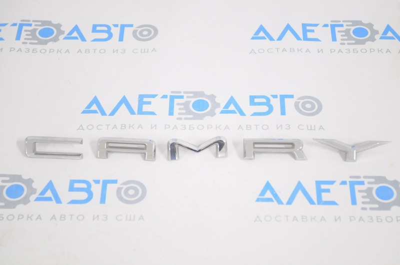 Emblem inscription CAMRY trunk lid Toyota Camry v70 18-24 break fastener