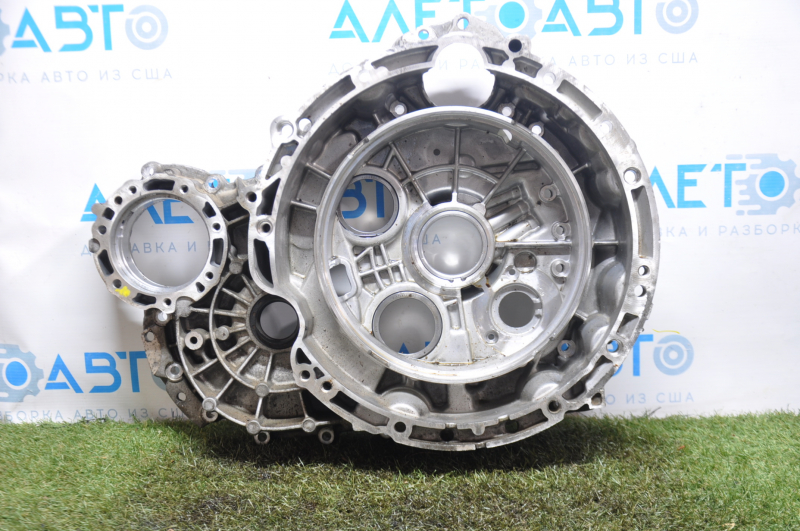 Front cover automatic transmission INFINITI QX30 17- 2.0t bell