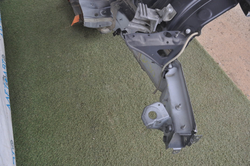 Front left quarter Infiniti QX30 17-19 graphite with central pillar, dented side member