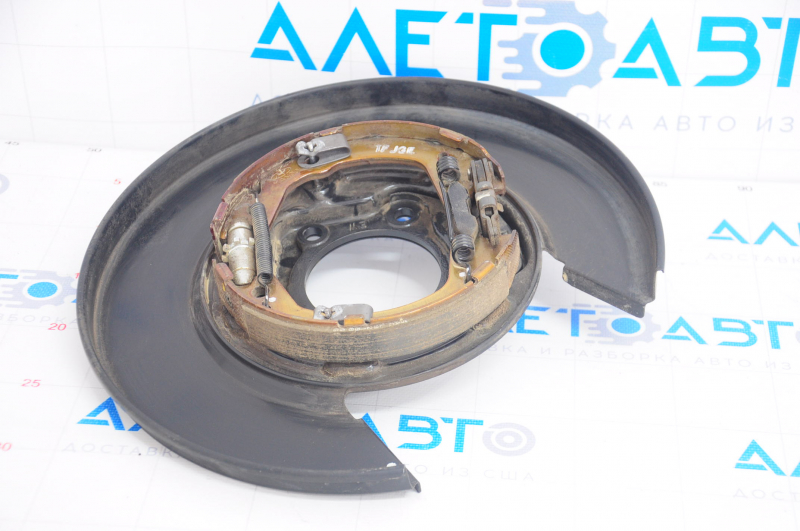 Rear left brake disc cover Hyundai Sonata 11-15 hybrid with parking brake mechanism