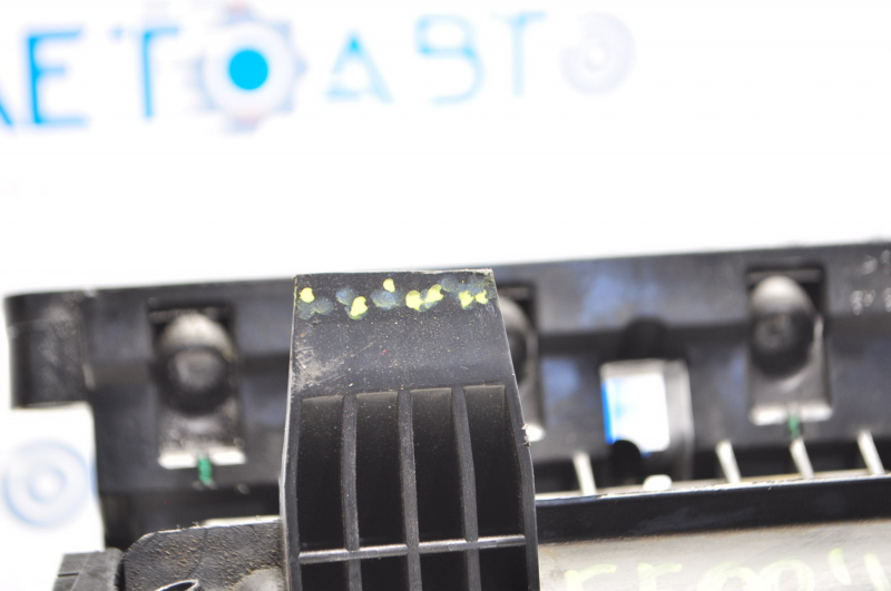 Intake manifold Fiat 500 12-17 1.4 broken fastener